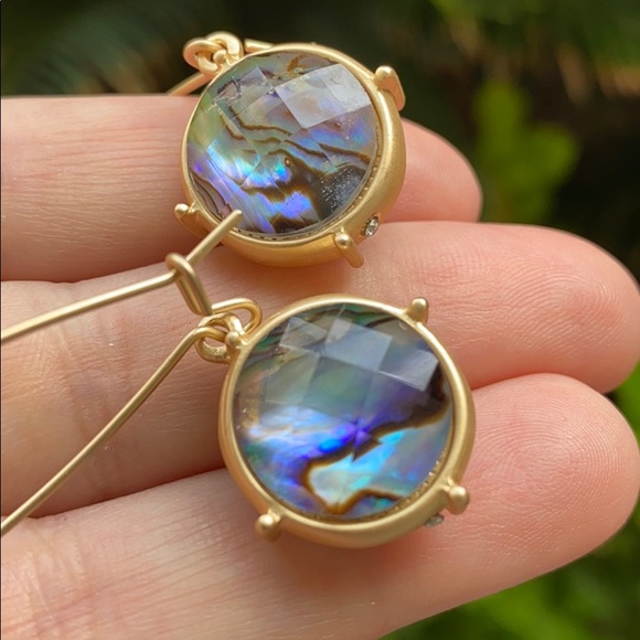 Dune & Willow Earrings - Picture 15 of 16